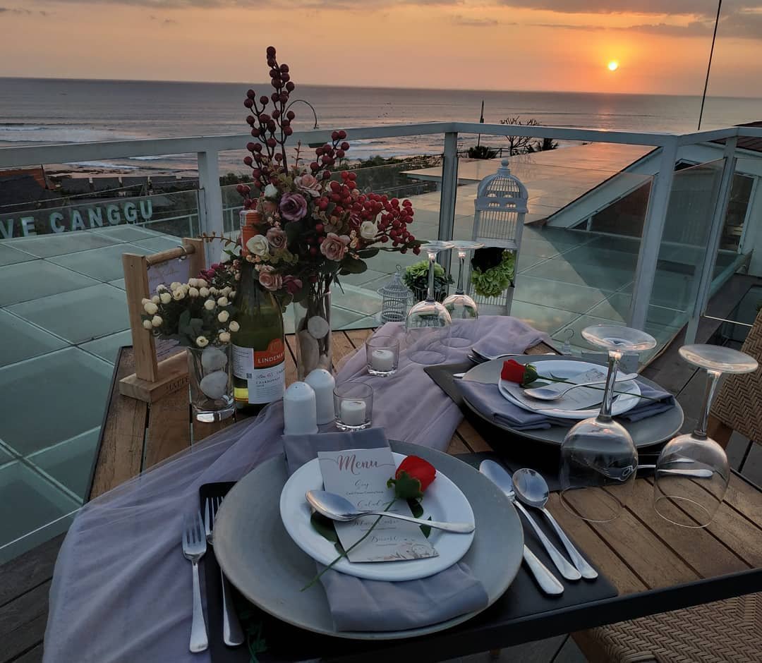 UpZcale Sky Dining & Bar - insight bali