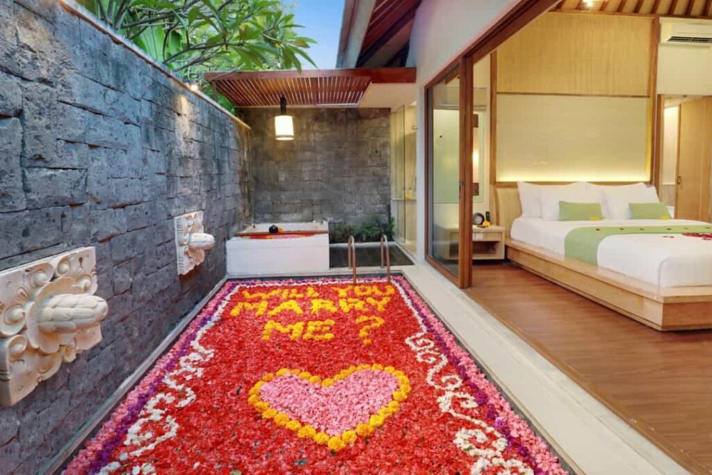 Villa with flower decoration in Kuta
