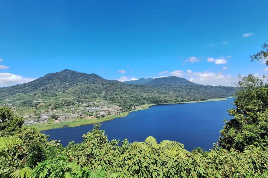 Lakes in Bali